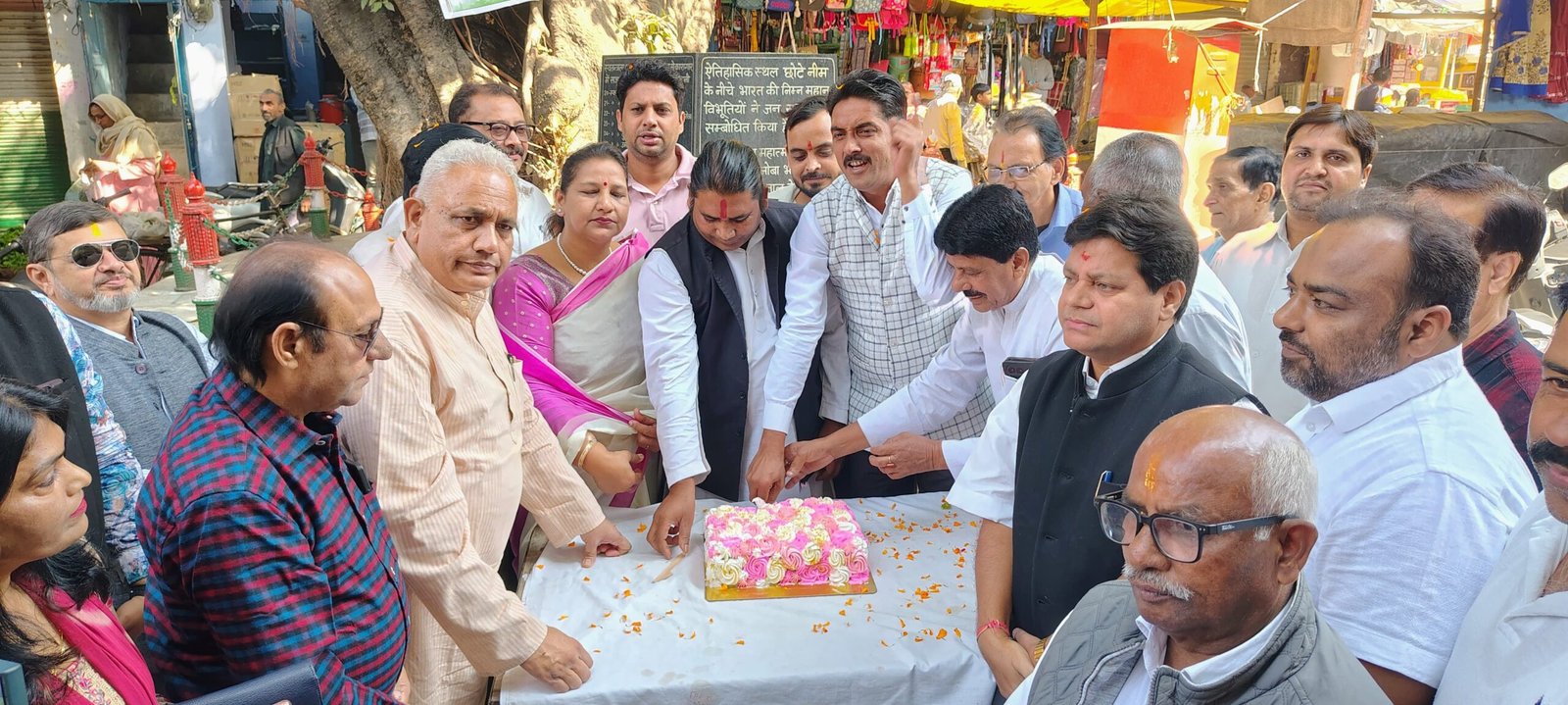 उत्तराखंड राज्य स्थापना दिवस पर कांग्रेस ने शहीदों को नमन कर मनाई 25वीं वर्षगांठ, मुख्य अतिथि के रूप में मौजूद रहे वरिष्ठ कांग्रेस नेता अनुपम शर्मा