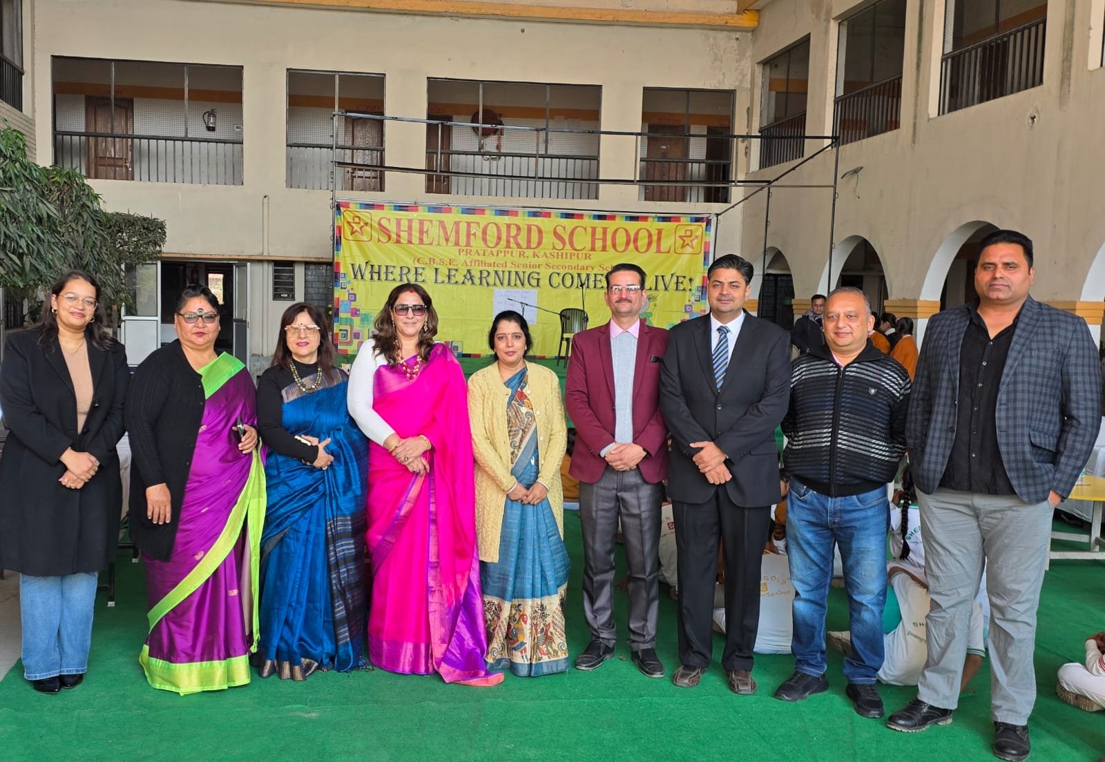 बच्चों का हुनर चमका—उर्वशी दत्त बाली के नेतृत्व में ‘50 तारे’ प्रतियोगिता का सफल आयोजन
